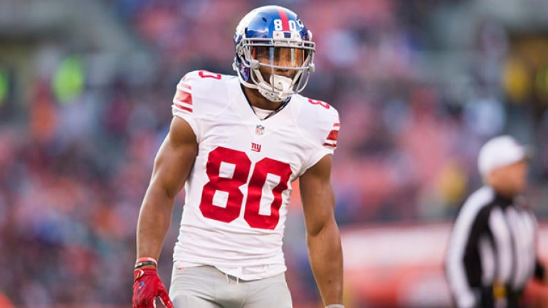 Free agent Victor Cruz reportedly visits with the Carolina Panthers