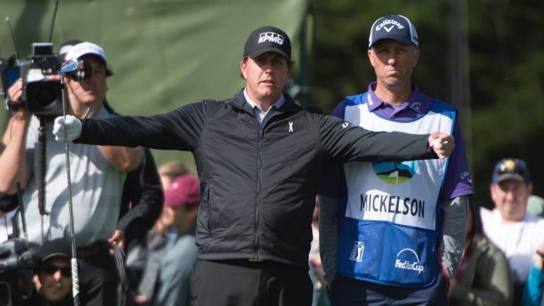 Phil Mickelson called his caddie's surgeon the day before he went under the knife - CBSSports.com