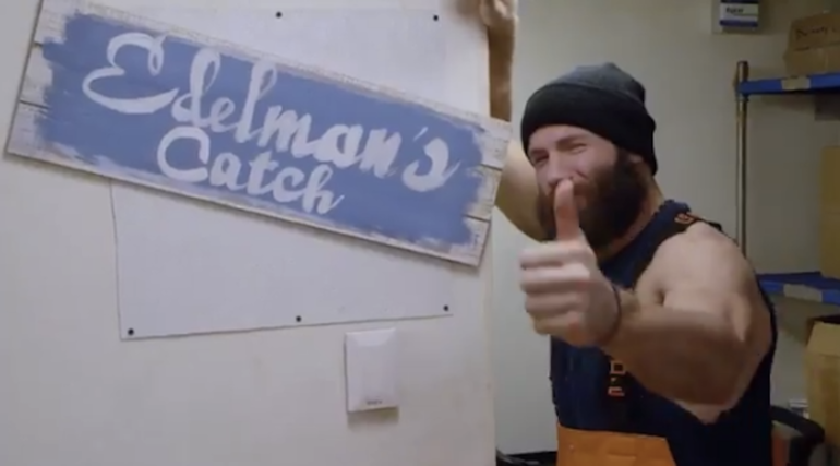 WATCH: Julian Edelman turns Super Bowl catch into hilarious restaurant idea
