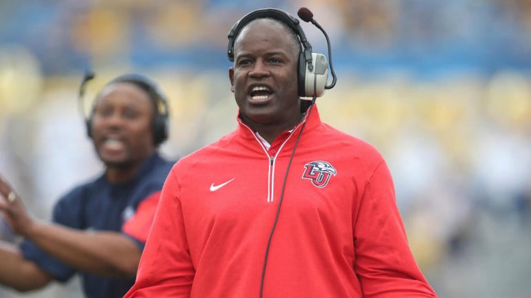 Liberty University gets approval to move football program up to FBS