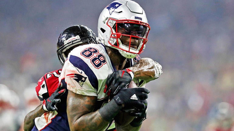 Patriots, Jaguars, Raiders all reportedly interested in signing Martellus Bennett