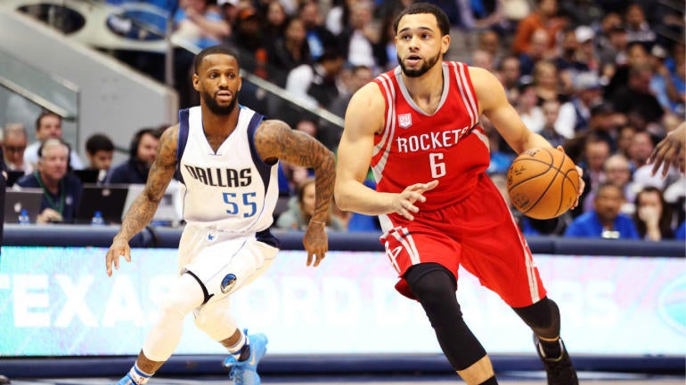 NBA trade deadline: Lakers acquire Tyler Ennis from Rockets