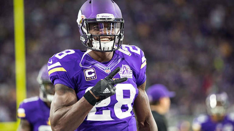 Here's how much money Adrian Peterson reportedly wants on his next contract