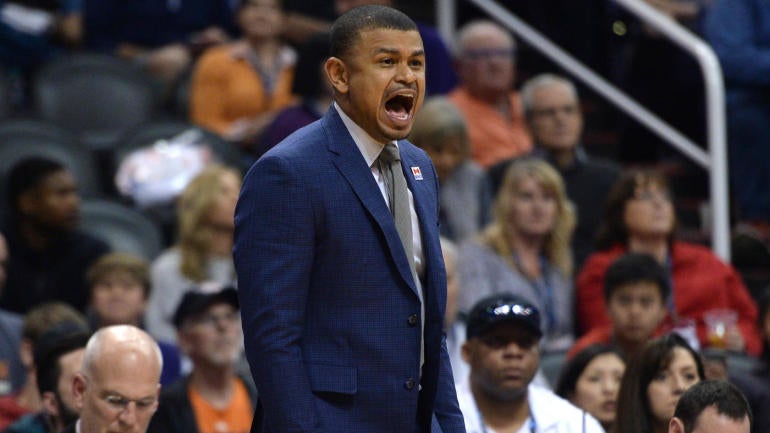 After Vince Carter incident, coach Earl Watson says Suns need an enforcer