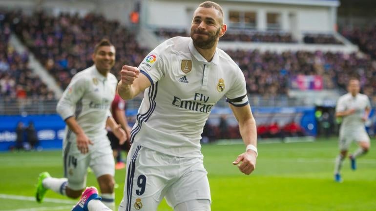 Real Madrid vs. Deportivo Alaves score, highlights: Benzema winner keeps Real ahead of Barca
