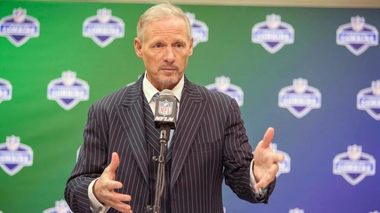 The Redskins are reportedly considering NFL Draft analyst Mike Mayock as new GM