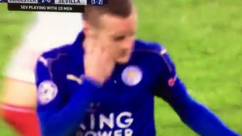 Watch Leicester City star Vardy punch himself in the face nine times after a miss