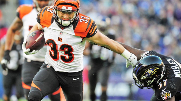 Fantasy Football: Patriots backfield even more crowded with addition of Rex Burkhead