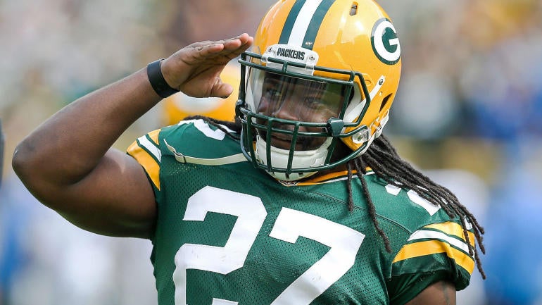 LOOK: Eddie Lacy is having a garage sale before moving from Green Bay to Seattle