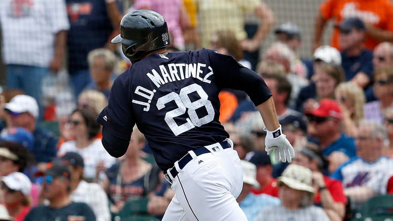 Tigers get a scare as J.D. Martinez needs crutches for injured foot