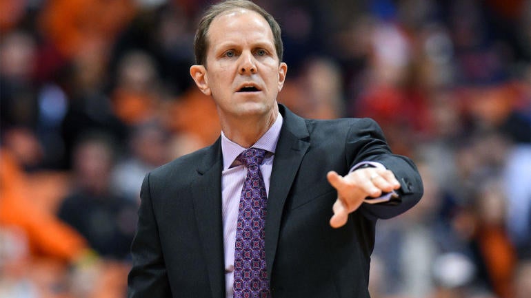 Washington to hire Syracuse coach-in-waiting Mike Hopkins to lead Huskies