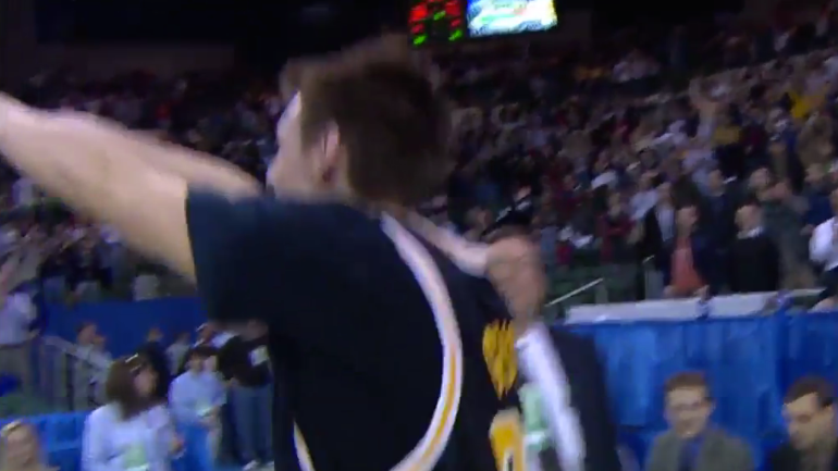 Tourney Tales: Relive two of the biggest upsets in NCAA Tournament history
