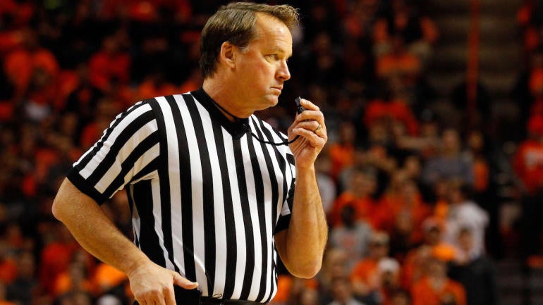 Final Four ref who worked Kentucky's loss to UNC is receiving death threats