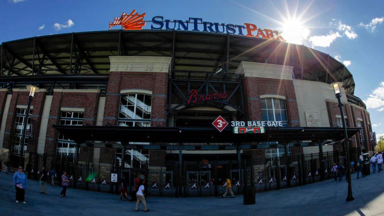 MLB Friday scores, highlights, updates, news: First game at new Braves stadium