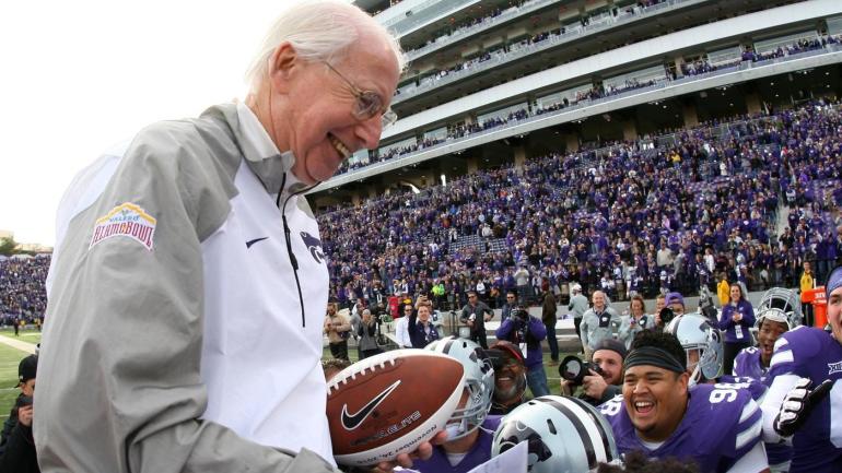 Kansas State coach Bill Snyder returns after treatment for throat cancer