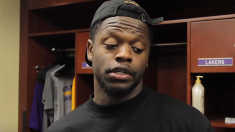 LOOK: Lakers fans outraged their team keeps winning; players defend not tanking