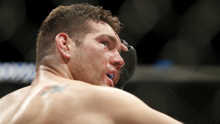 UFC 210 results: Gegard Mousasi gets controversial win over Chris Weidman