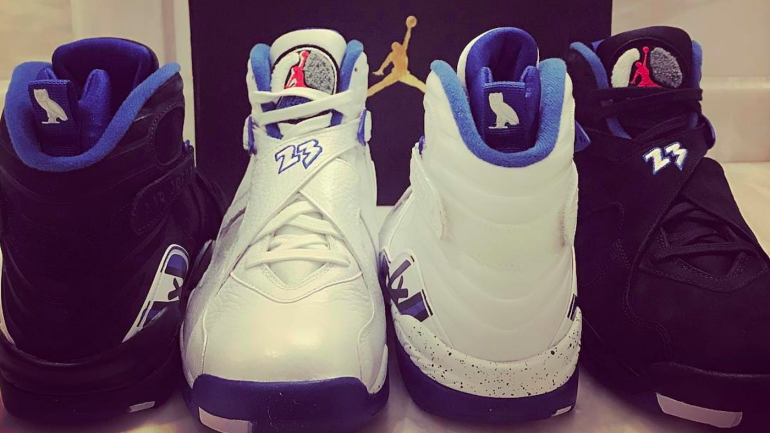 LOOK: Drake shows off his John Calipari-themed Jordan sneakers