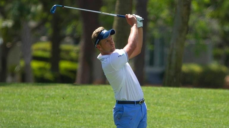 Luke Donald once again near lead after opening-round 65 at RBC Heritage