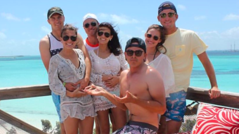LOOK: Rickie Fowler re-enacts his infamous Ryder Cup photo on SB2K17