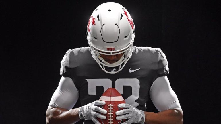 LOOK: Washington State unveils new uniforms with numerous combinations