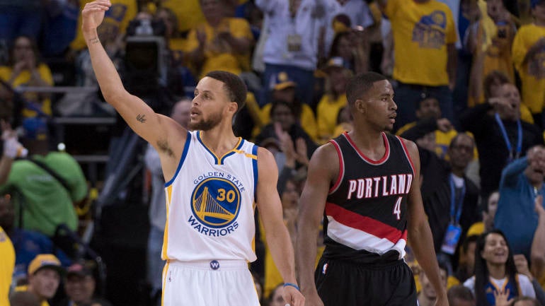 Steph Curry, like LeBron James, taking break from social media for NBA playoffs