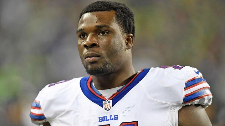 Bills player reportedly asked police to shoot him after climbing electric fence