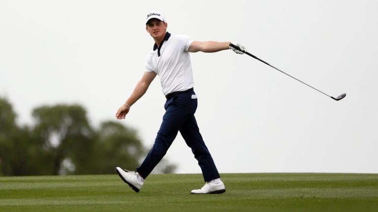 Bud Cauley surges to the top with a 66 on Friday at the Texas Open