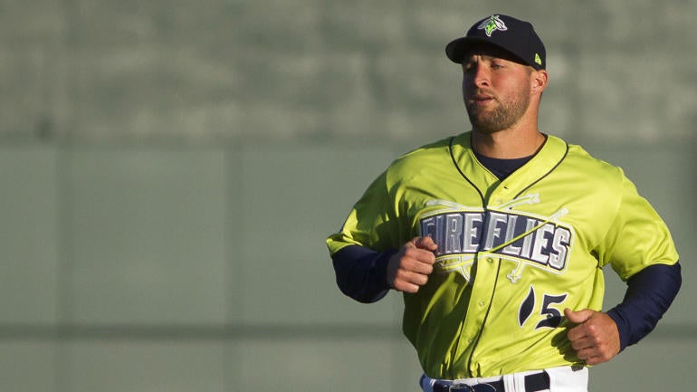 Tim Tebow says he was taking batting practice when Eagles reached out in 2015