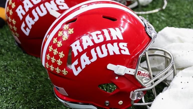 Louisiana-Lafayette suspends 13 after conspiracy to commit theft charges filed