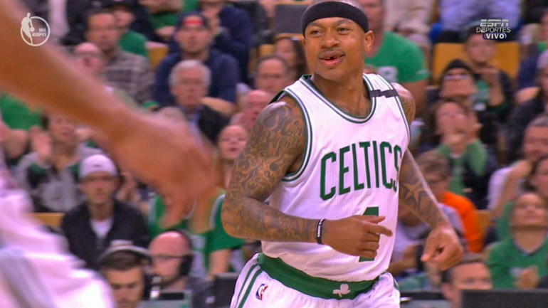 WATCH: Isaiah Thomas catches elbow, loses tooth in Game 1 of Wizards-Celtics