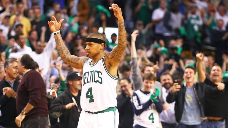 Celtics hero Isaiah Thomas rises above it all with legendary Game 2 performance
