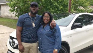 fournette-mom-mercedes-mothersday.jpg