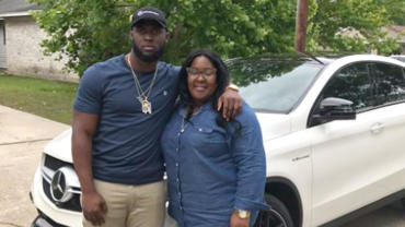 fournette-mom-mercedes-mothersday.jpg