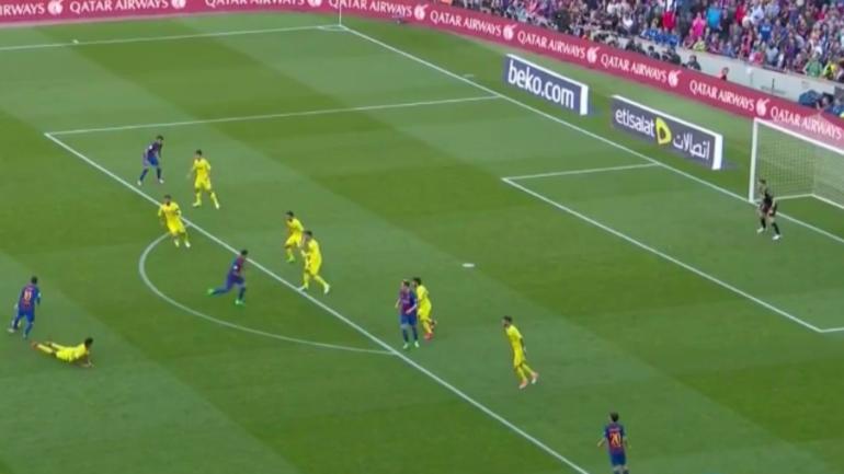 Barcelona vs. Villarreal highlights: Messi puts defender on ground before goal