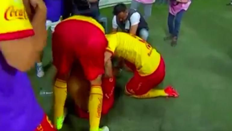 Wild last-minute goal saves Liga MX club from relegation and puts them into playoffs