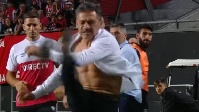 WATCH: Enraged Argentina soccer coach goes full Hulk, rips off shirt after ejection