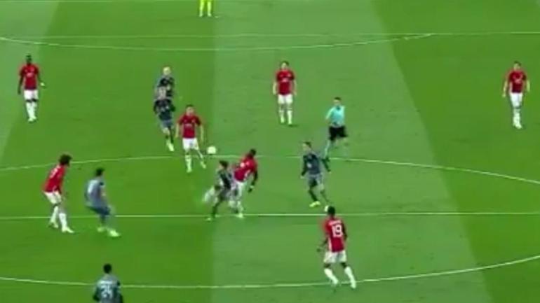 Europa League: Manchester United's Pogba shames defenders with sick skill, dribble
