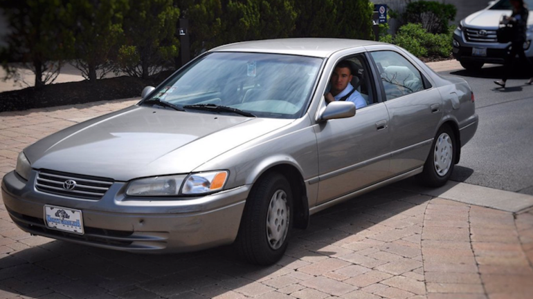 LOOK: Mitchell Trubisky shows up to Bears rookie camp in his grandma's car