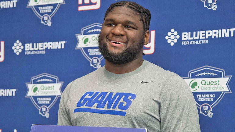 Giants rookie's Mother's Day gift to his late mother is making the NFL