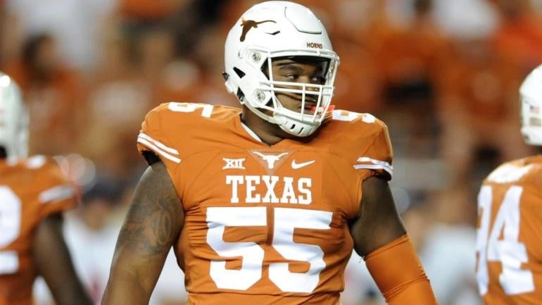 One of Charlie Strong's top recruits announces he's transferring from Texas