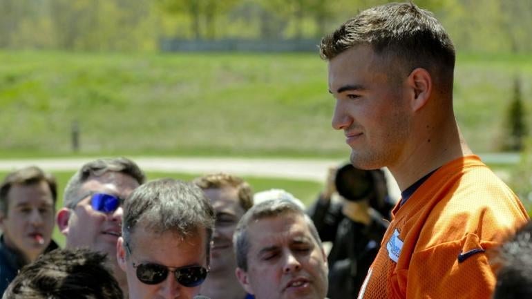 Here's the fake name Mitch Trubisky used to keep his dinner with the Bears a secret