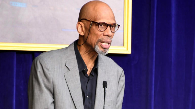 Kareem Abdul-Jabbar: 'Dwight Howard didn’t want to do any work' with Lakers