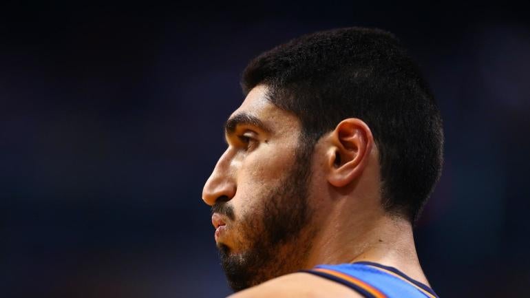 After being held in Romanian airport, Enes Kanter released on flight to London
