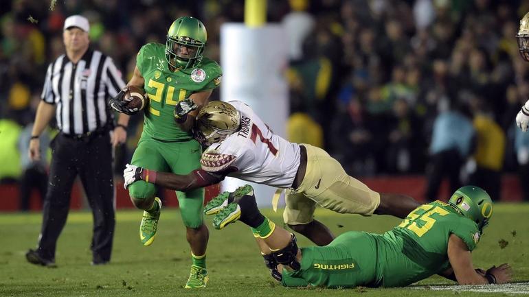 Report: Ex-Oregon RB returning to college football at Oregon State