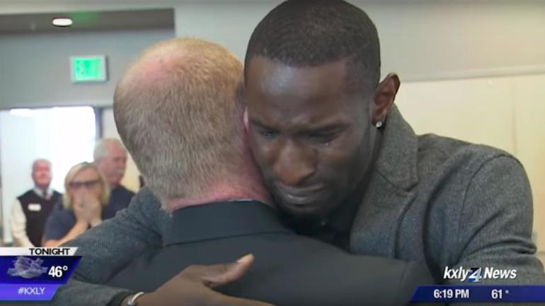 Ex-Seahawk Ricardo Lockette tearfully reunites with paramedics who saved his life