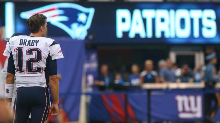 Tom Brady offers condolences, speaks via video at fallen Navy SEAL's funeral