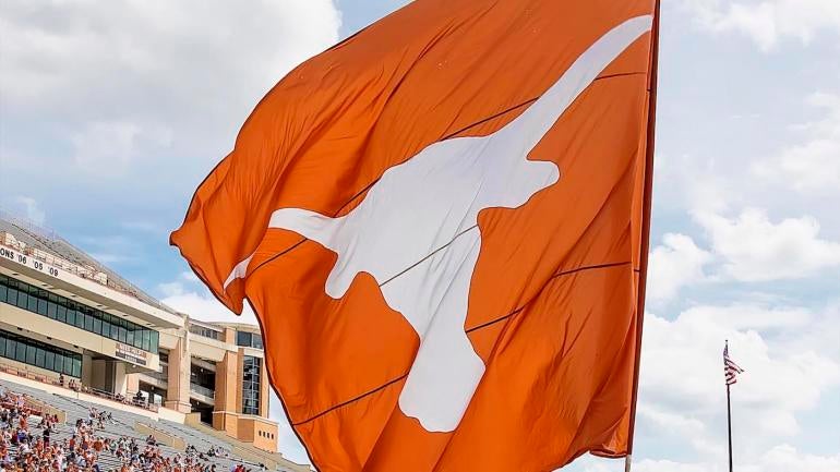Picking Big 12 dark horses: Texas and TCU are poised to surprise this season
