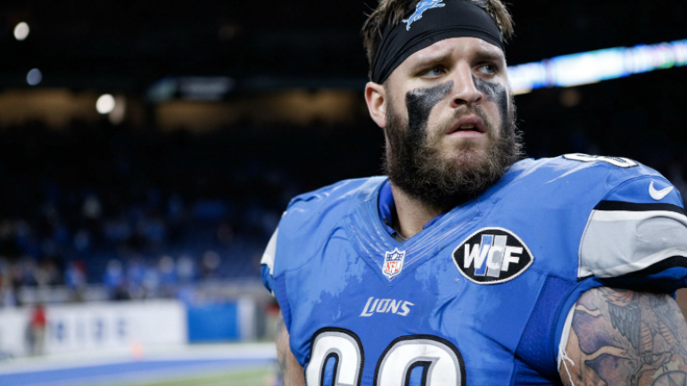 Lions left tackle Taylor Decker reportedly out 4-6 months after tearing labrum