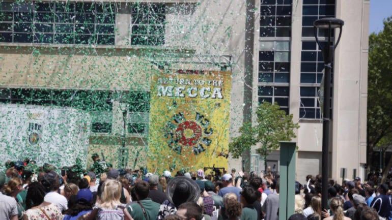 Bucks to play one game at historic MECCA to celebrate 50th anniversary next season